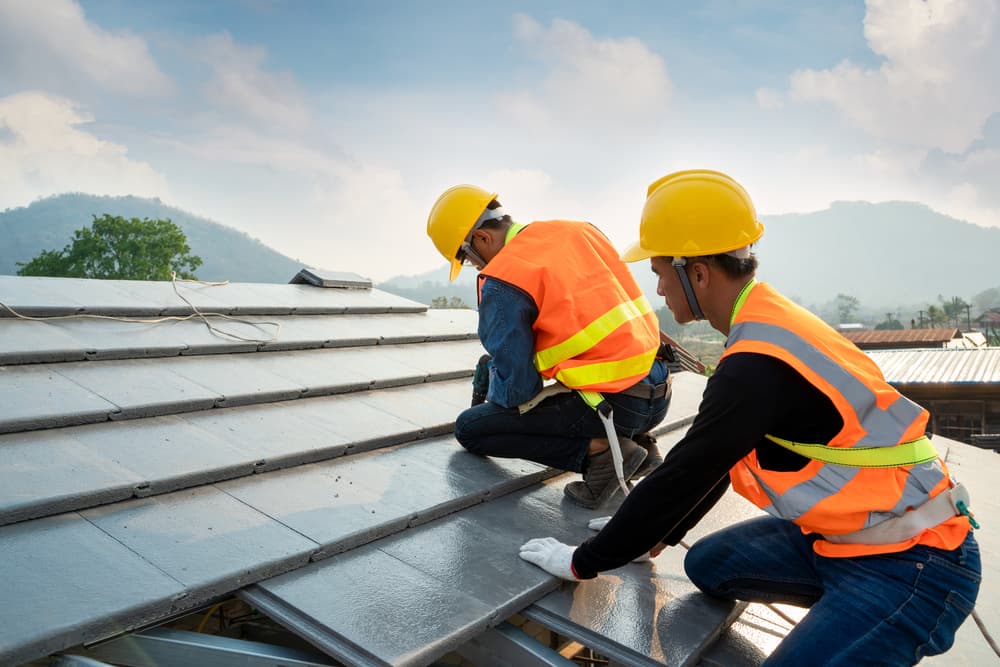 roof repair in Sylvan Lake MI